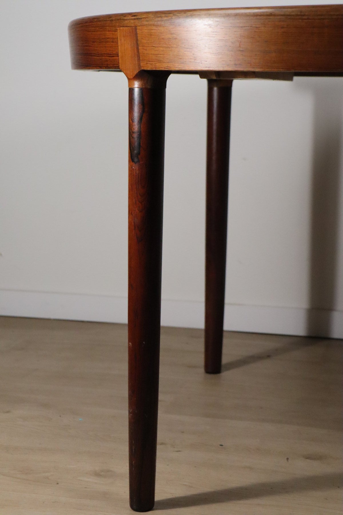Table extensible Danoise par Harry Ostergaard en palissandre, 1960