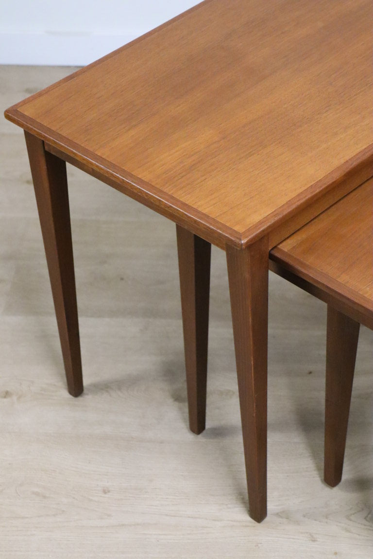Tables gigognes scandinave "Kvalitet Form Funktion" en teck, 1960