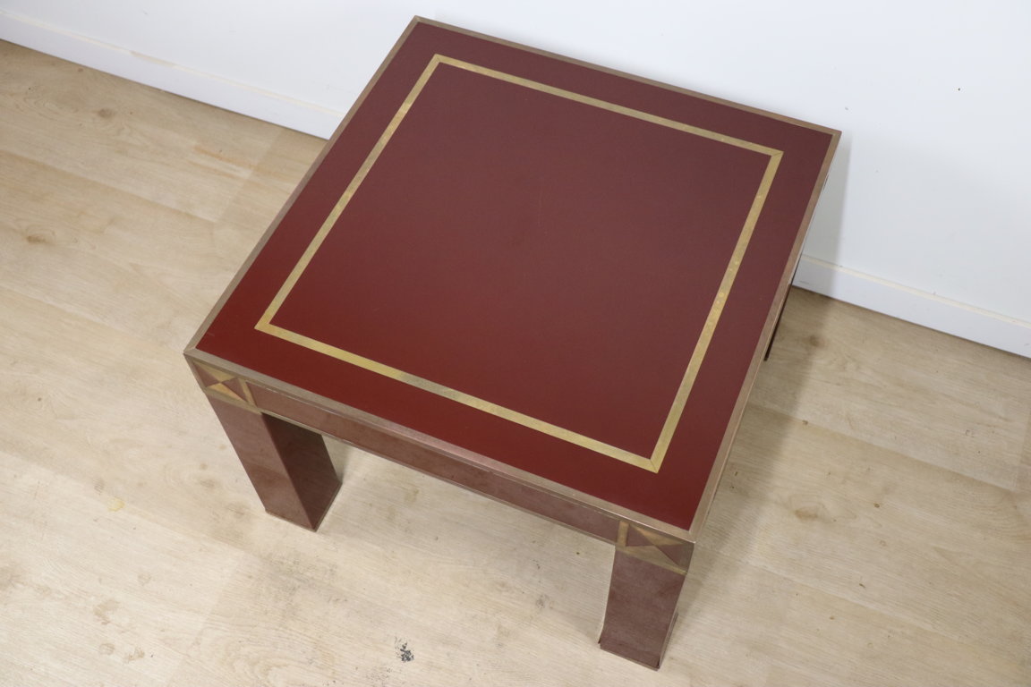 Table basse vintage Jean-Claude Mahey en bois laqué et laiton, 1970