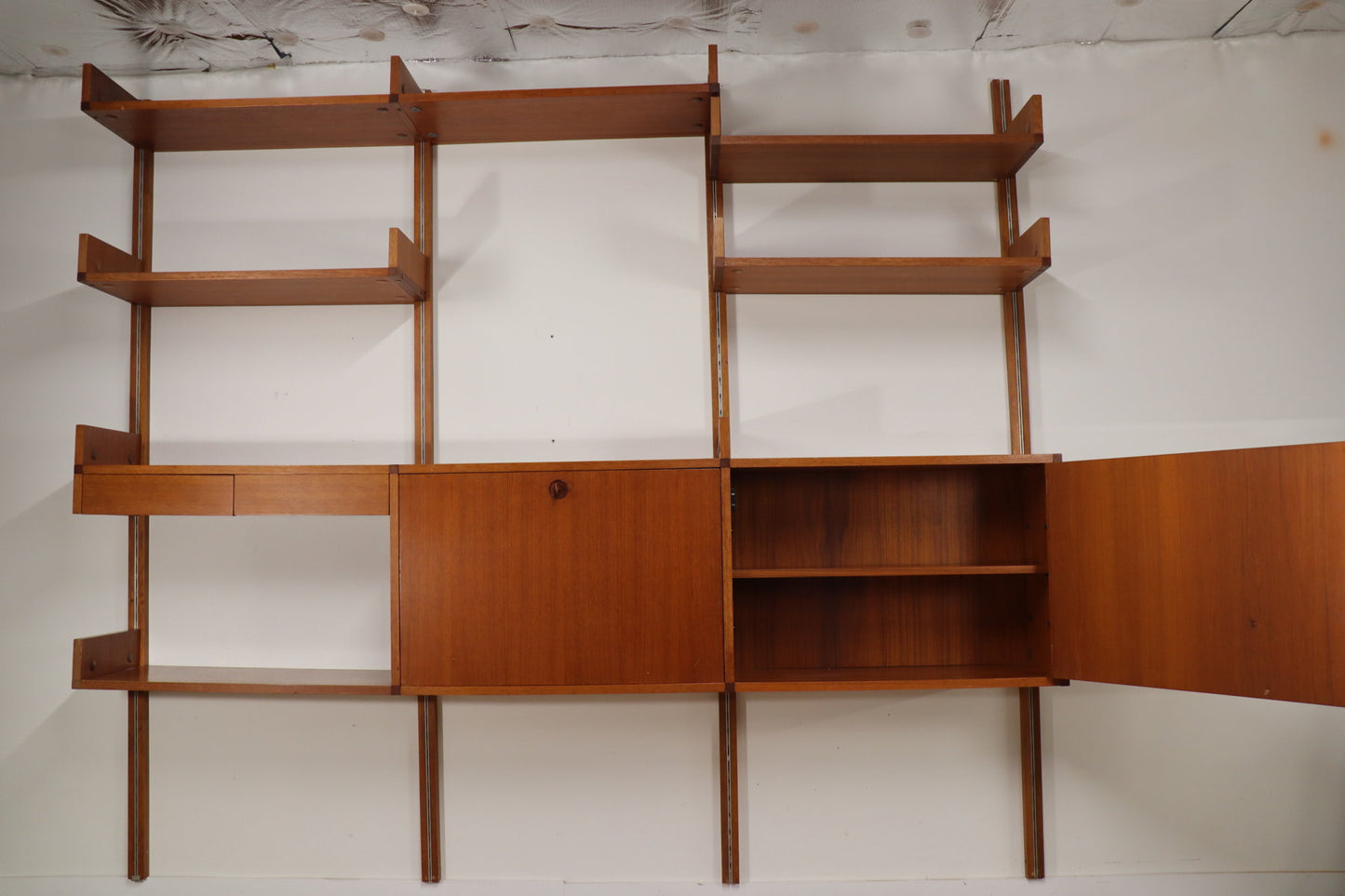 Bibliothèque murale modulable édition Minvielle par A.R.P – 1960