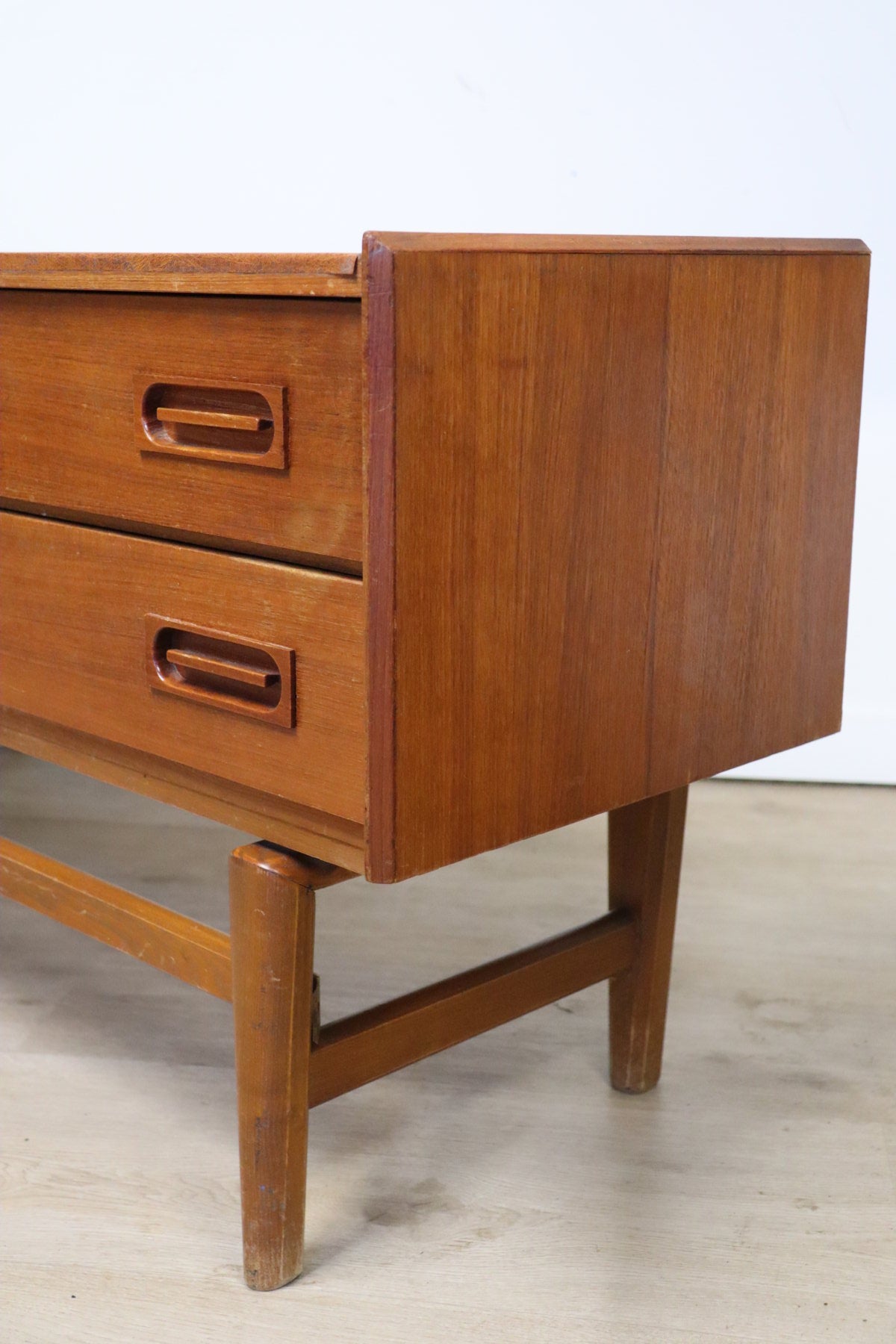 Meuble d'appoint vintage en teck, 1960