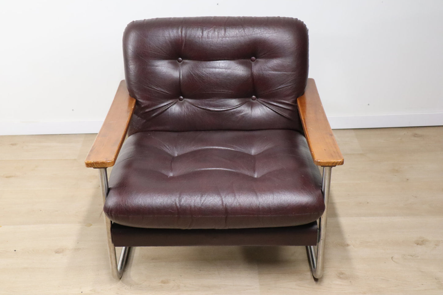 Fauteuil vintage style Bauhaus en skaï et métal, 1970