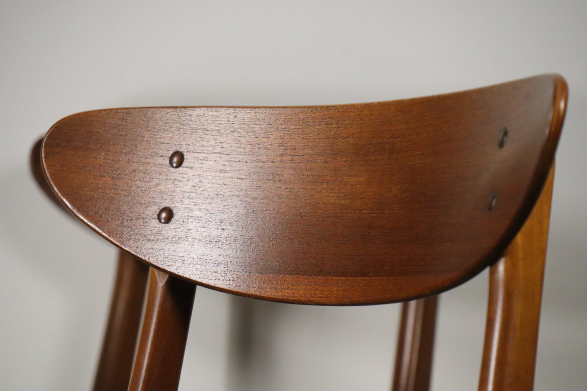 Série de 4 chaises danoise scandinave en teck, 1960