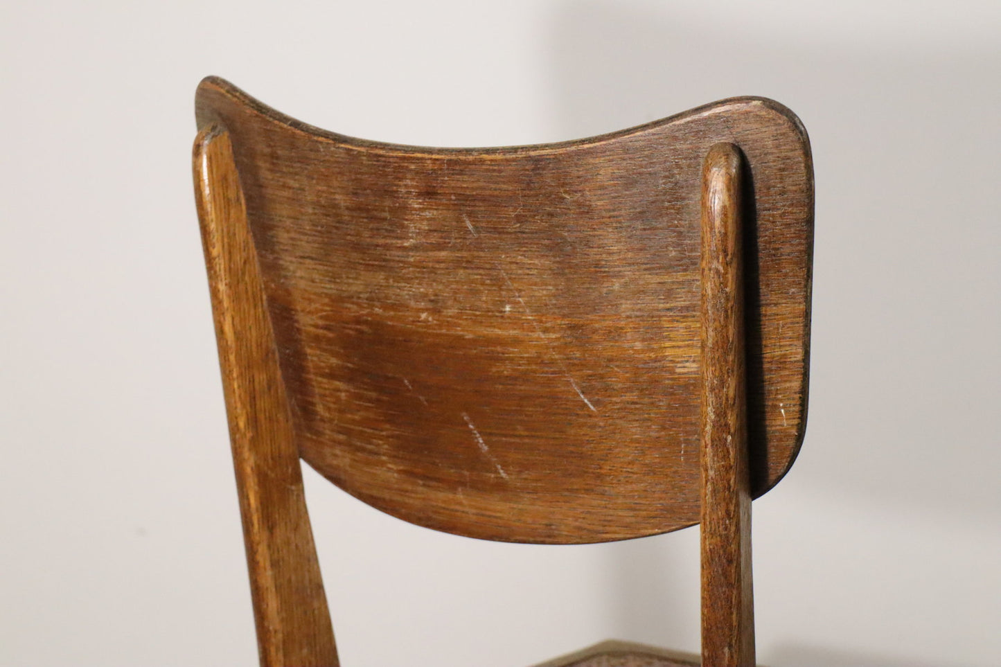 Paire de chaises vintage en chêne et cannage, 1950