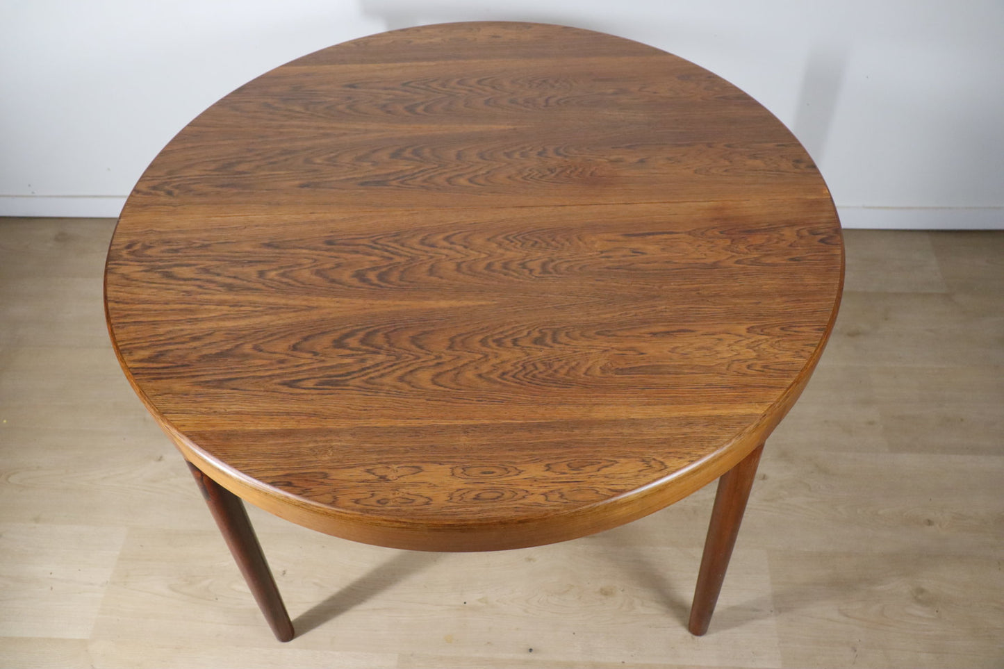 Table extensible Danoise par Harry Ostergaard en palissandre, 1960