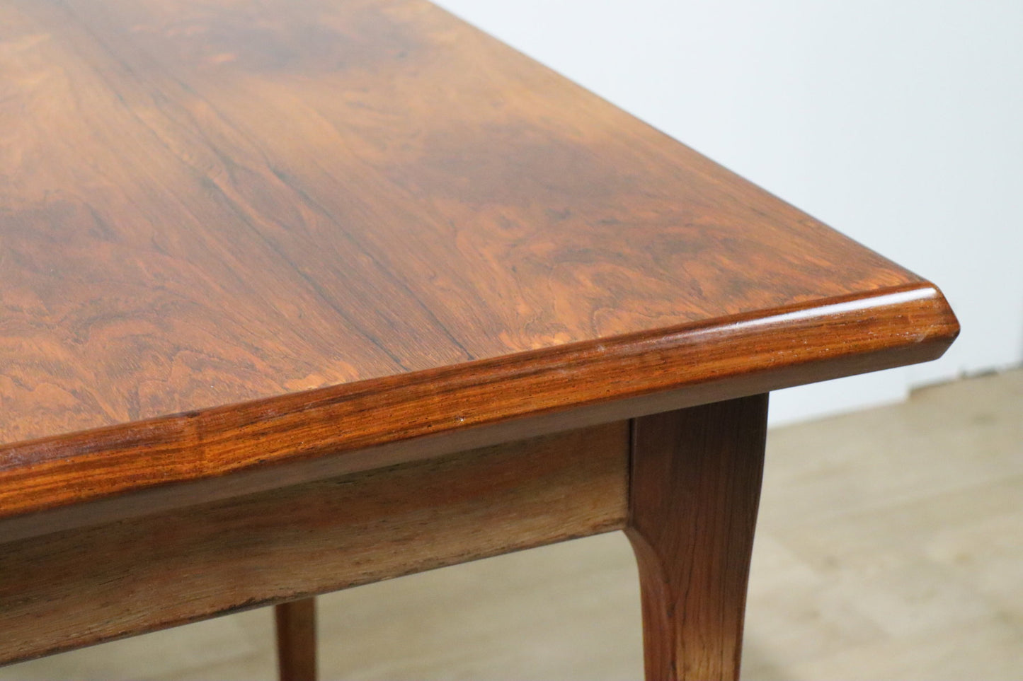 Table de repas scandinave extensible en palissandre, 1960