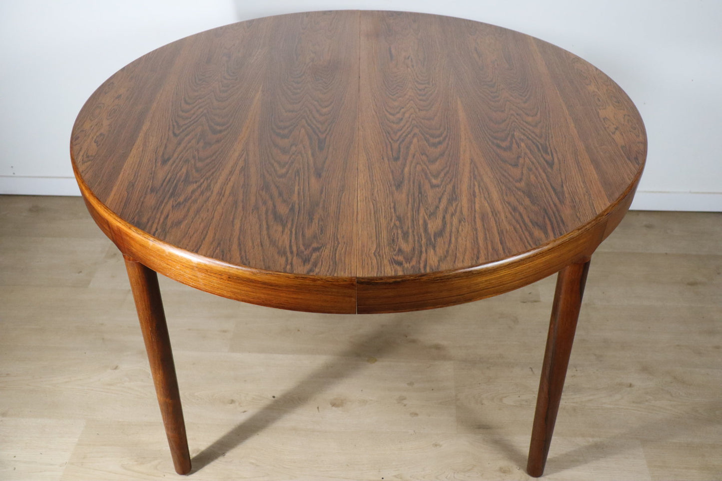 Table extensible Danoise par Harry Ostergaard en palissandre, 1960