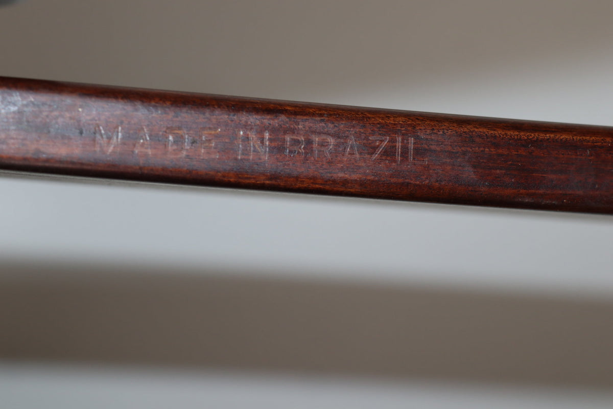 Table basse Percival Lafer en bois exotique et verre fumé – Brésil, 1970