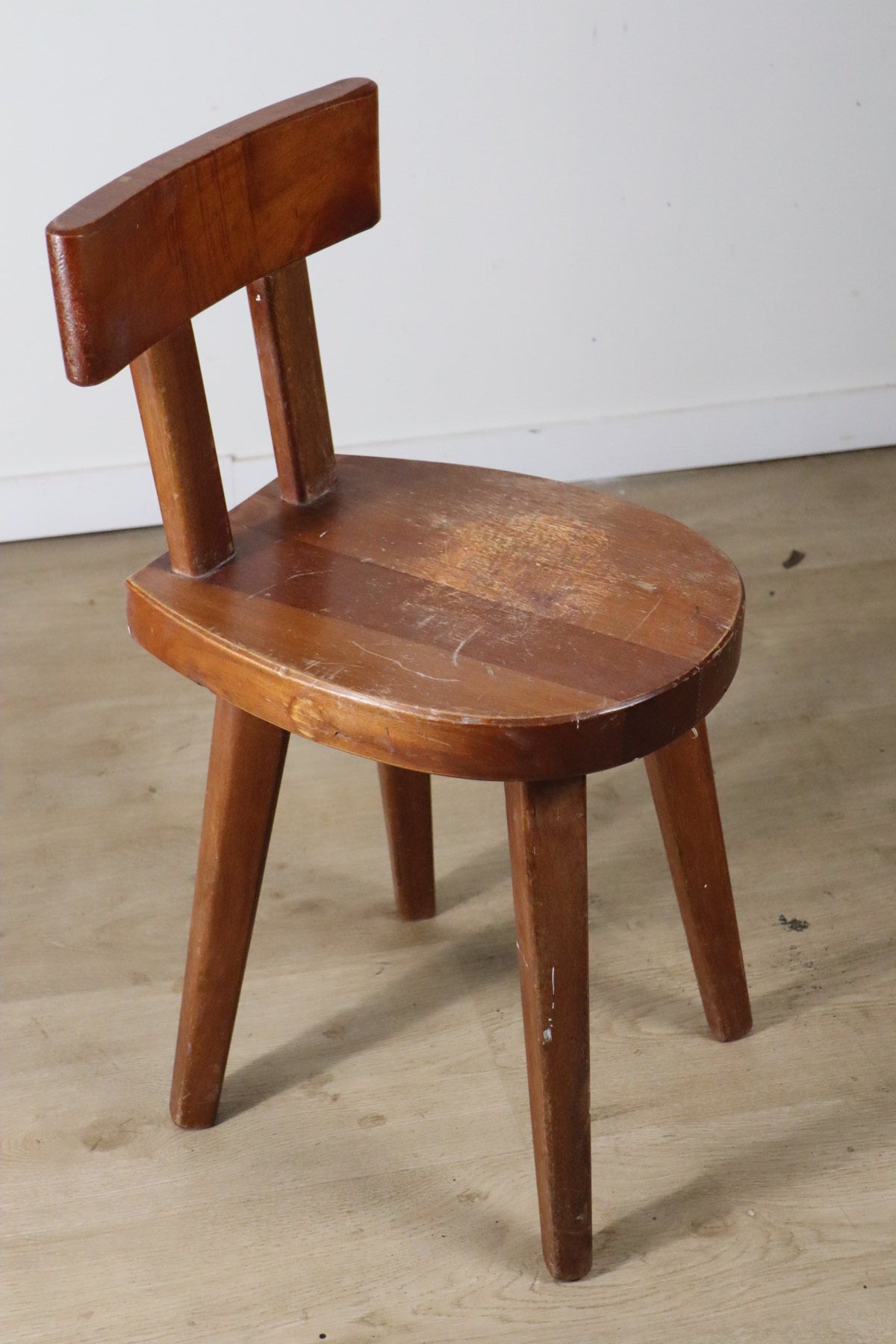 Chaise en acajou par Christian Durupt - Méribel – 1960