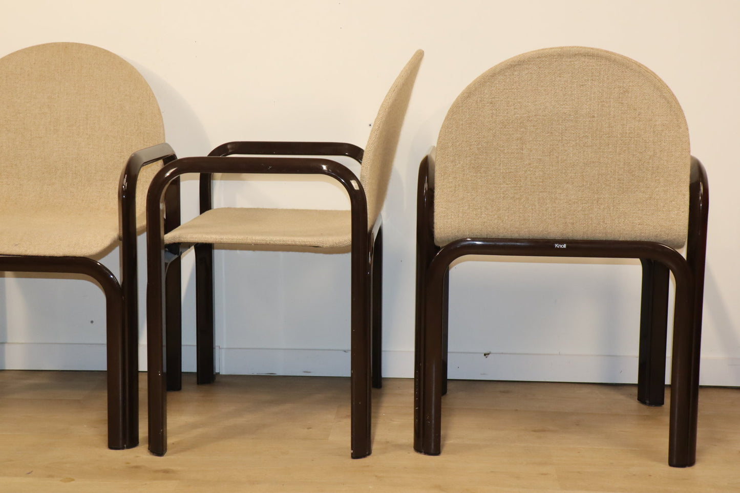 Ensemble de 4 chaises par Gae Aulenti pour Knoll