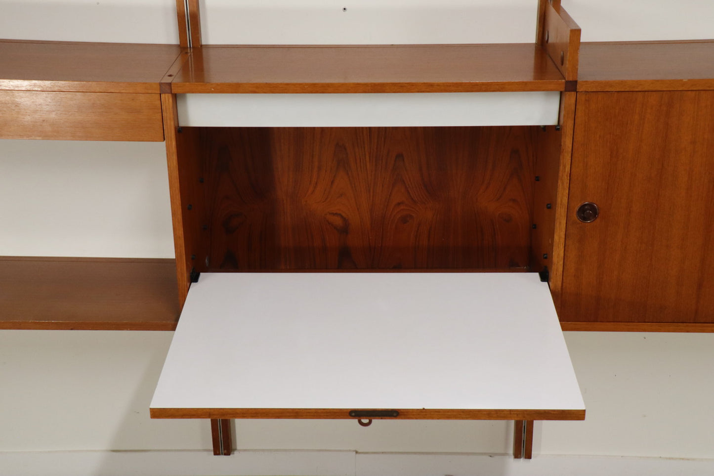 Bibliothèque murale modulable édition Minvielle par A.R.P – 1960