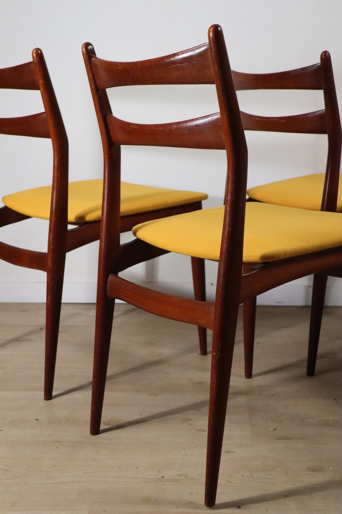 Série de 4 chaises scandinave édition Swiss Teak, 1960