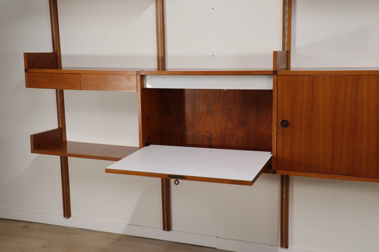 Bibliothèque murale modulable édition Minvielle par A.R.P – 1960
