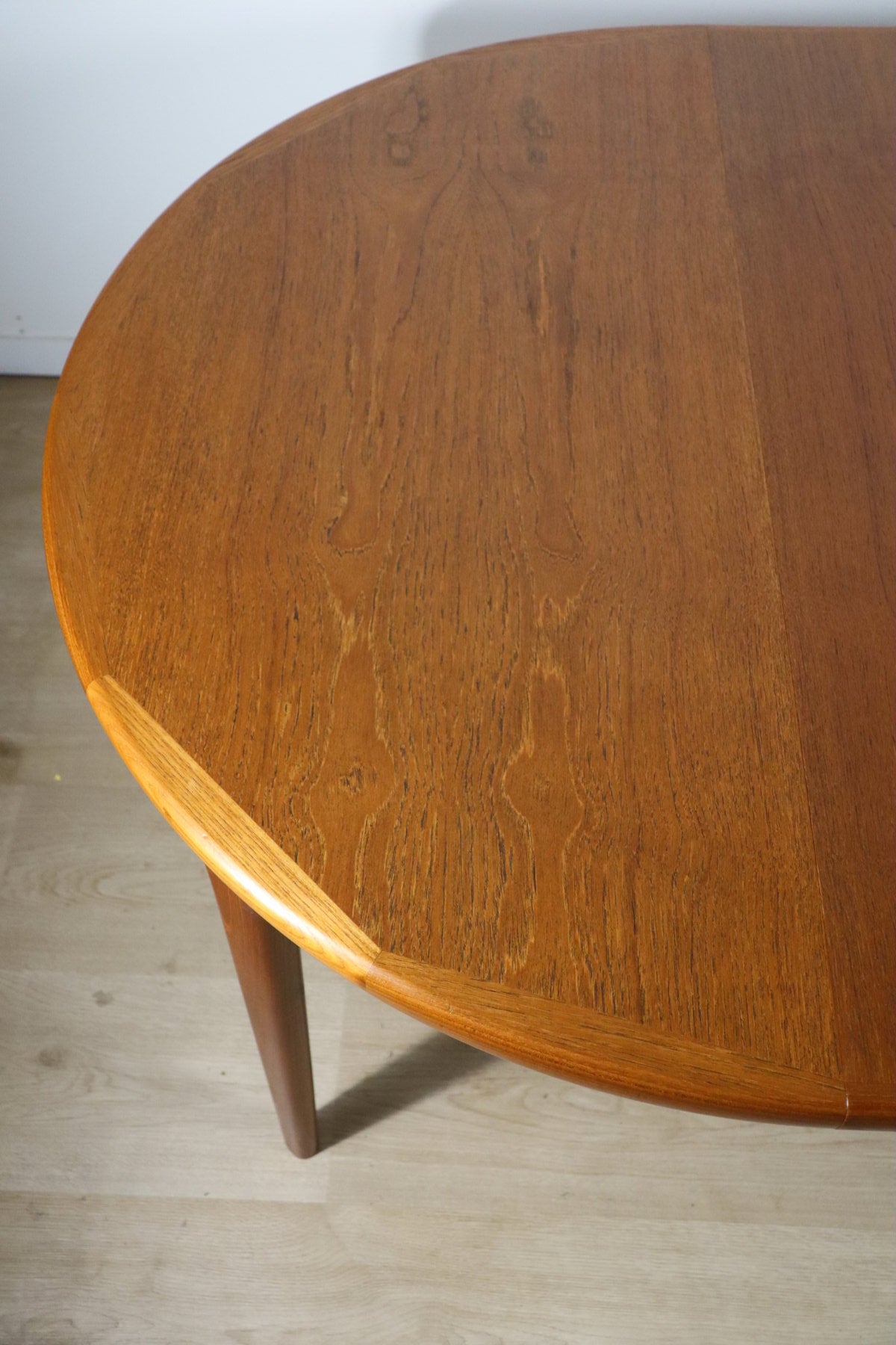 Table extensible scandinave VV Mobler Spottrup en teck, 1960