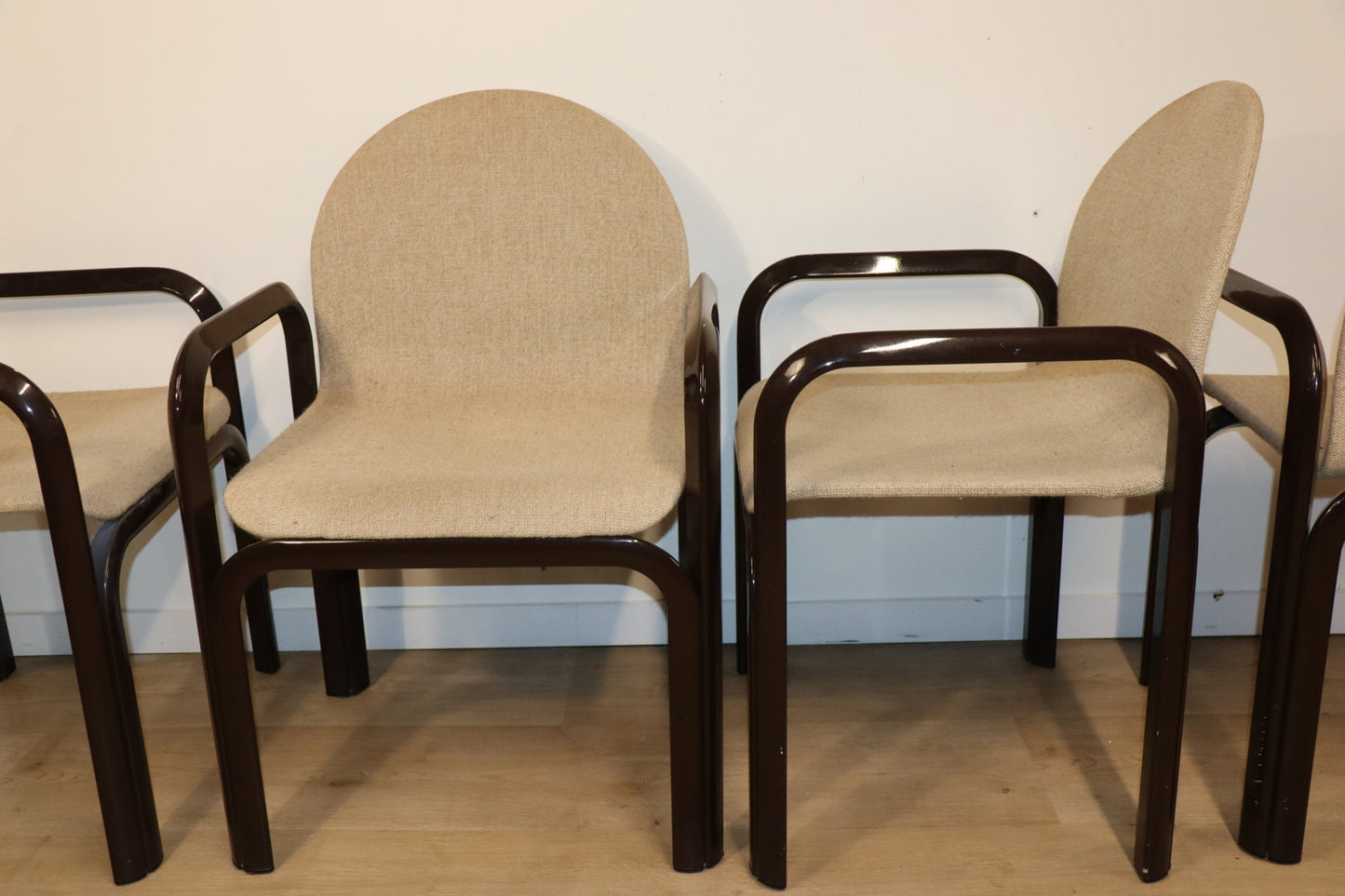 Ensemble de 4 chaises par Gae Aulenti pour Knoll