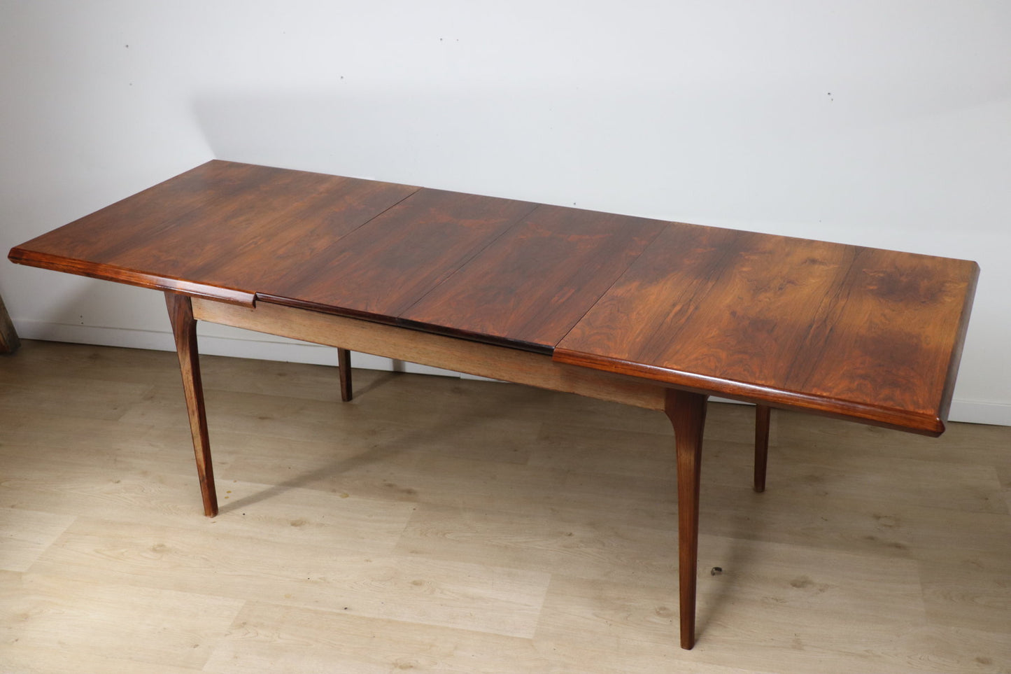 Table de repas scandinave extensible en palissandre, 1960