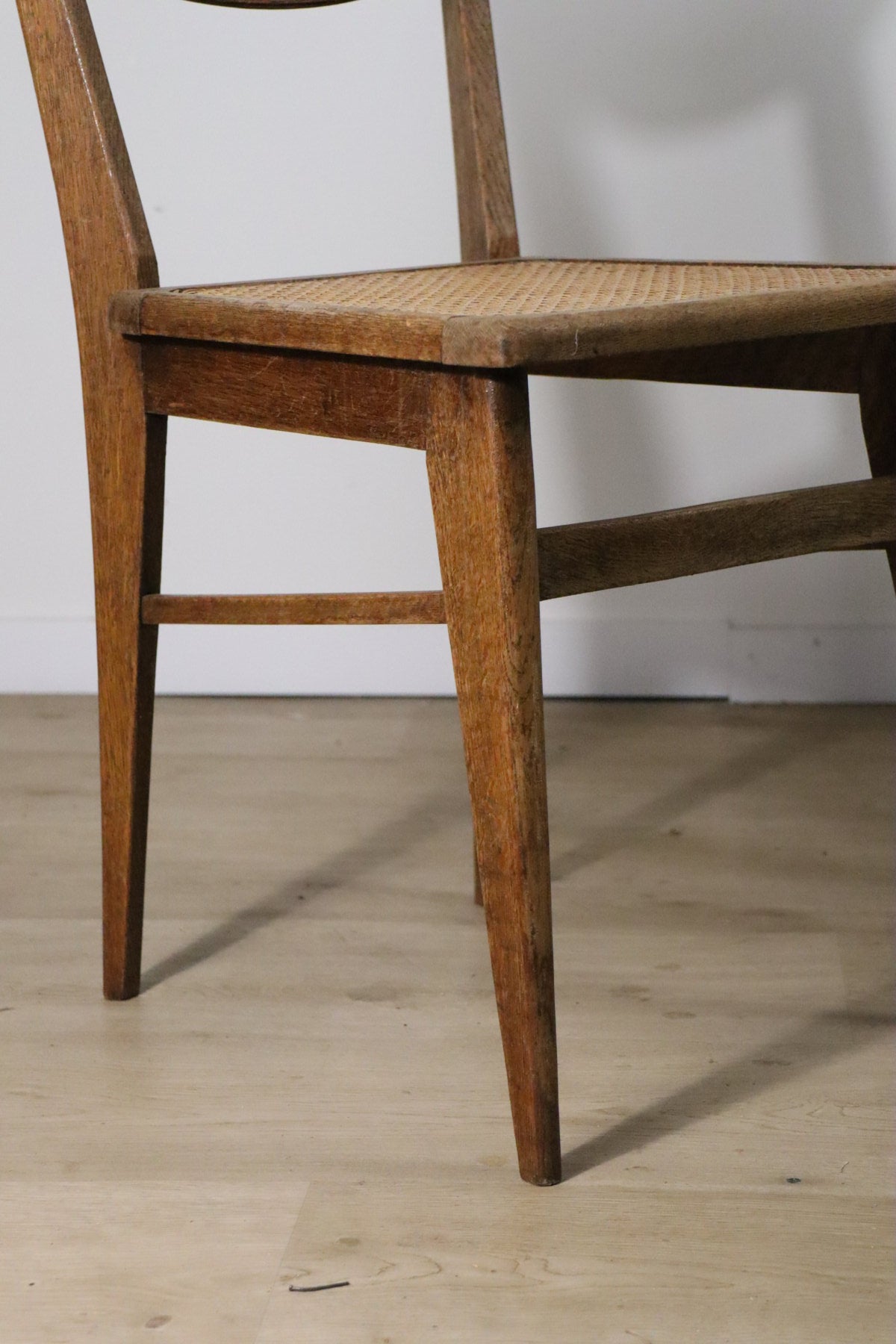 Paire de chaises vintage en chêne et cannage, 1950