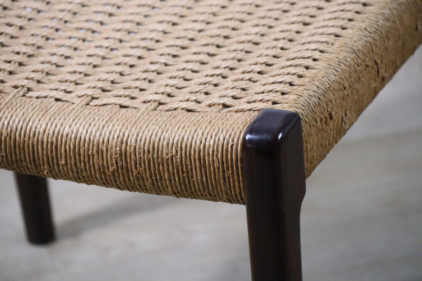 Chaise scandinave modèle 71 par Niels Otto Moller en teck et corde