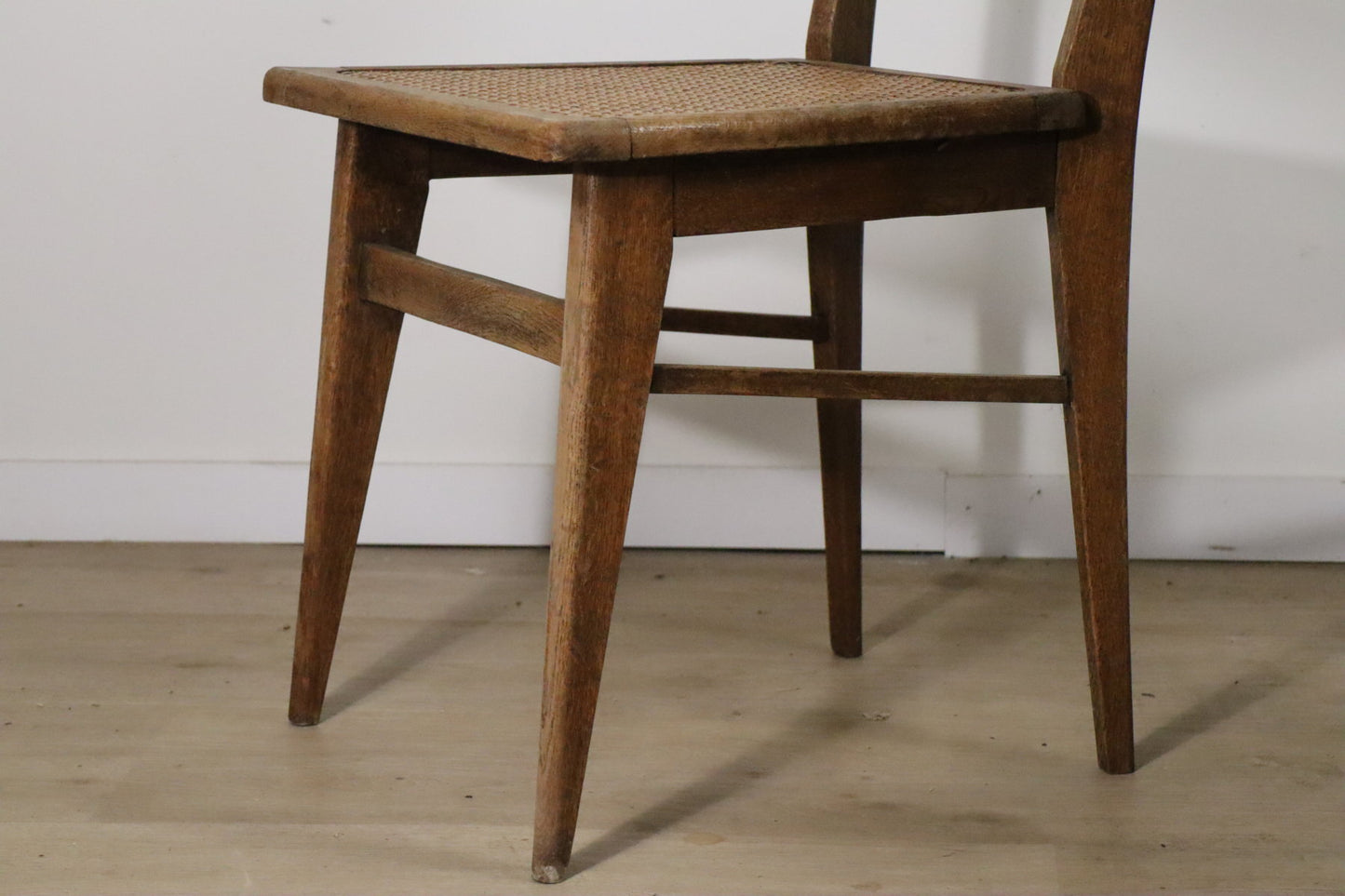 Paire de chaises vintage en chêne et cannage, 1950