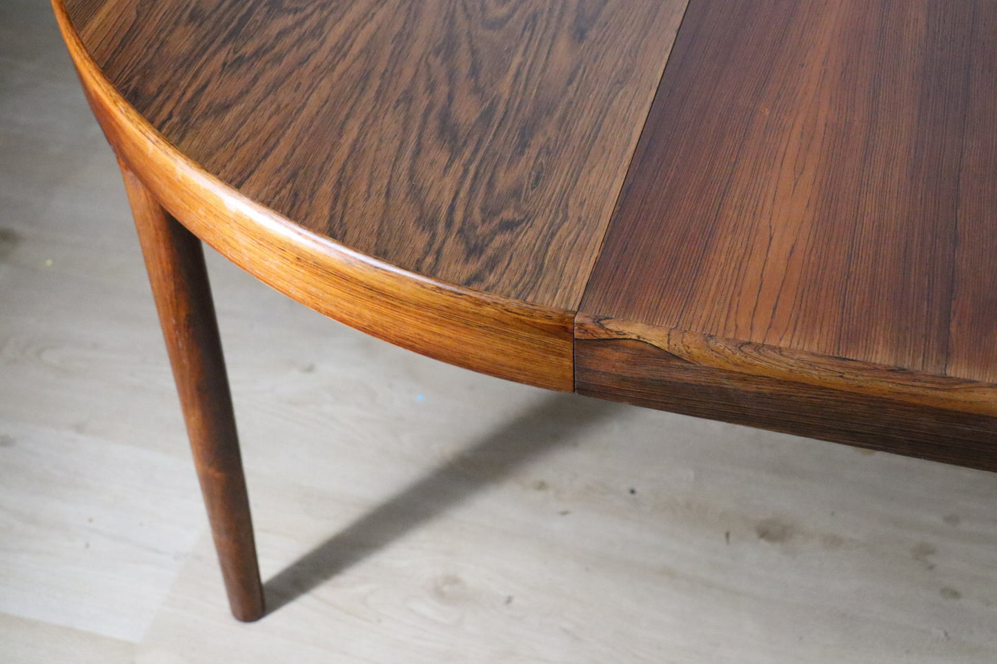 Table extensible Danoise par Harry Ostergaard en palissandre, 1960