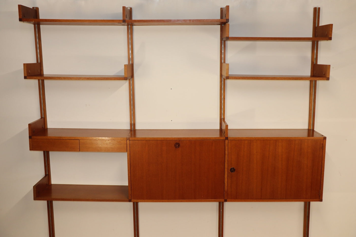 Bibliothèque murale modulable édition Minvielle par A.R.P – 1960