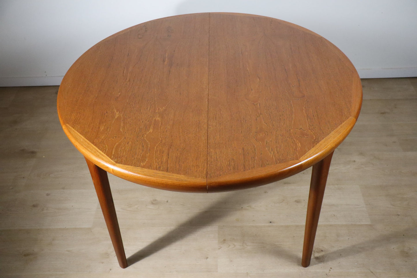 Table extensible scandinave VV Mobler Spottrup en teck, 1960