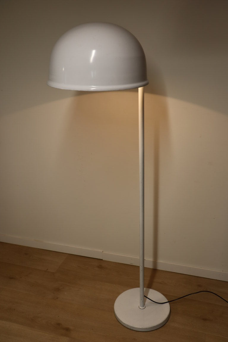 Lampadaire vintage en métal laqué blanc, 1970