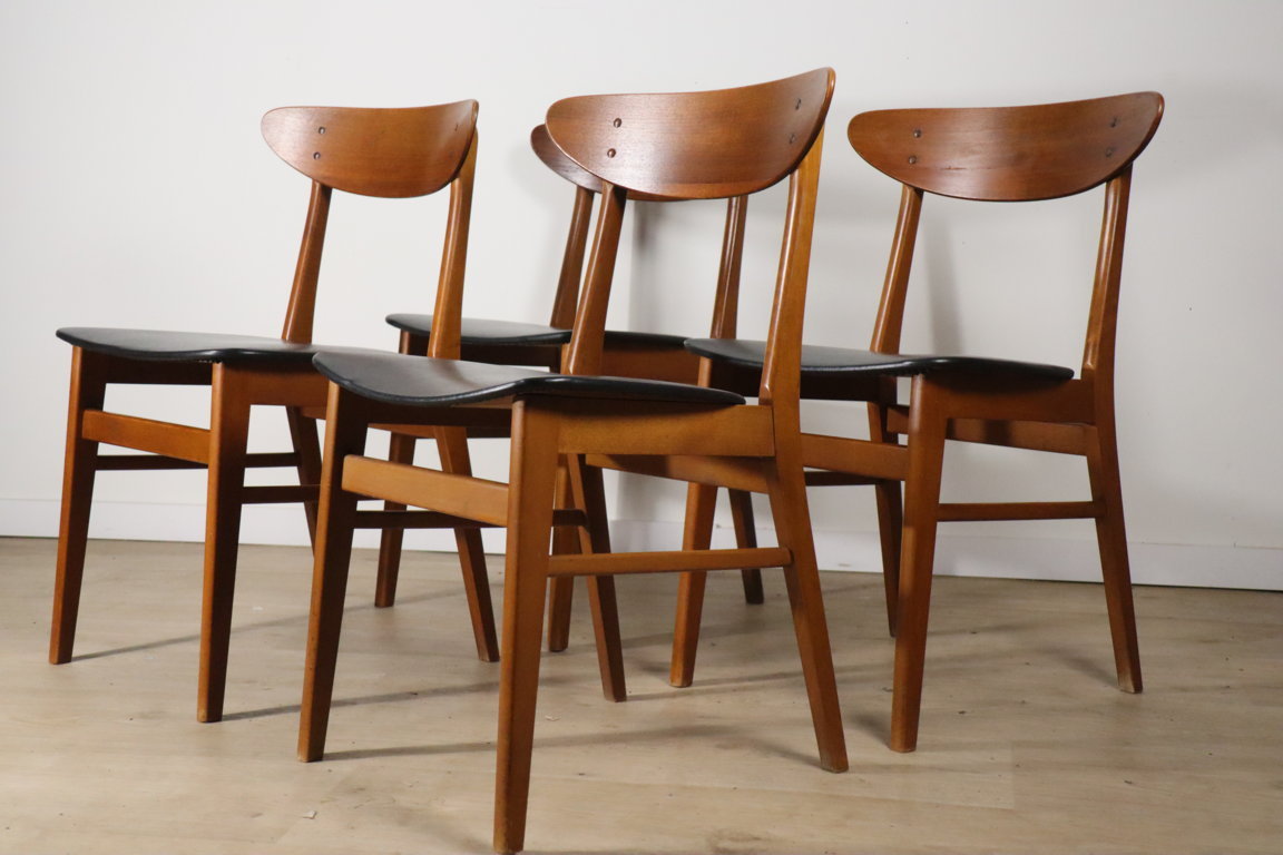 Série de 4 chaises danoise scandinave en teck, 1960