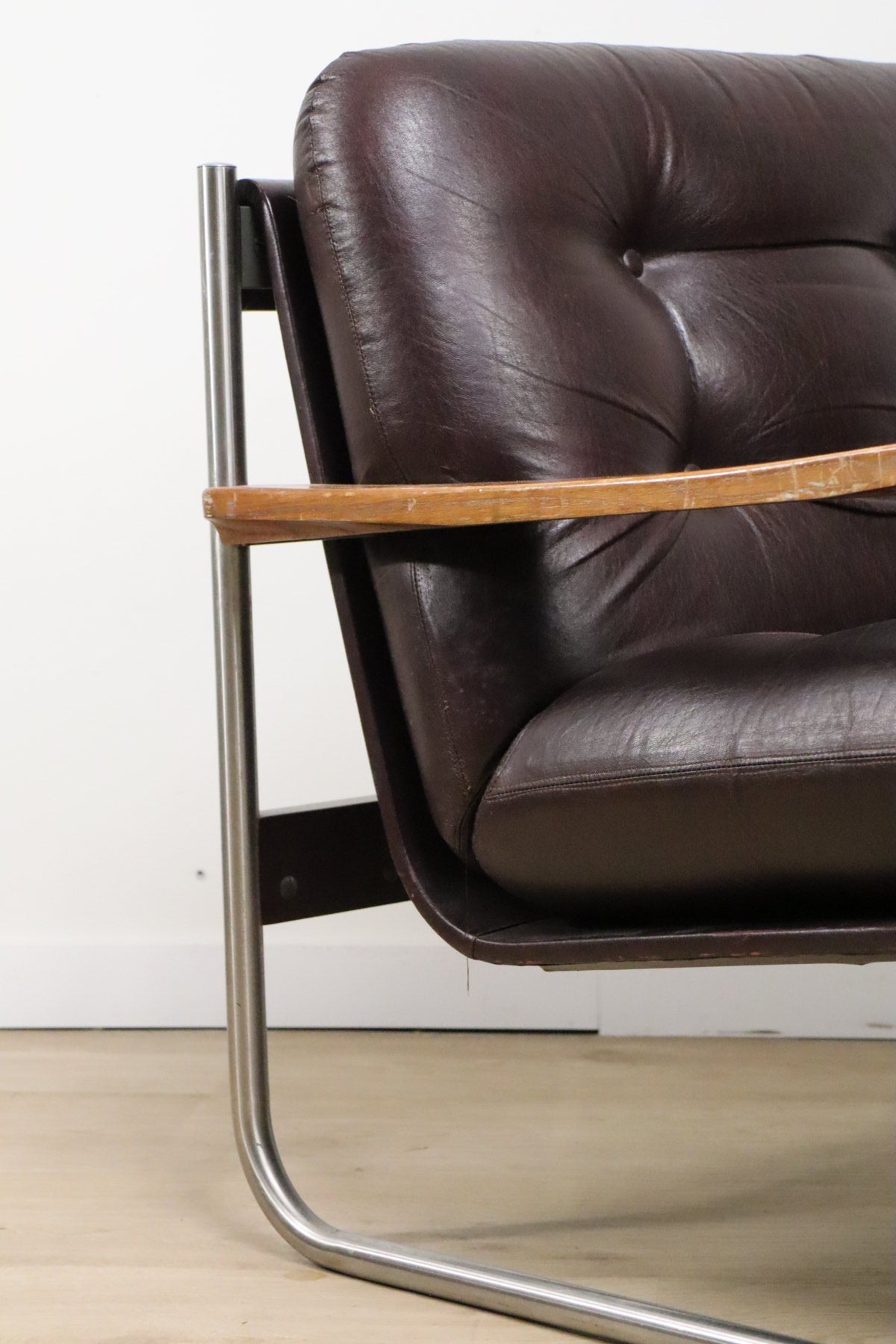 Fauteuil vintage style Bauhaus en skaï et métal, 1970