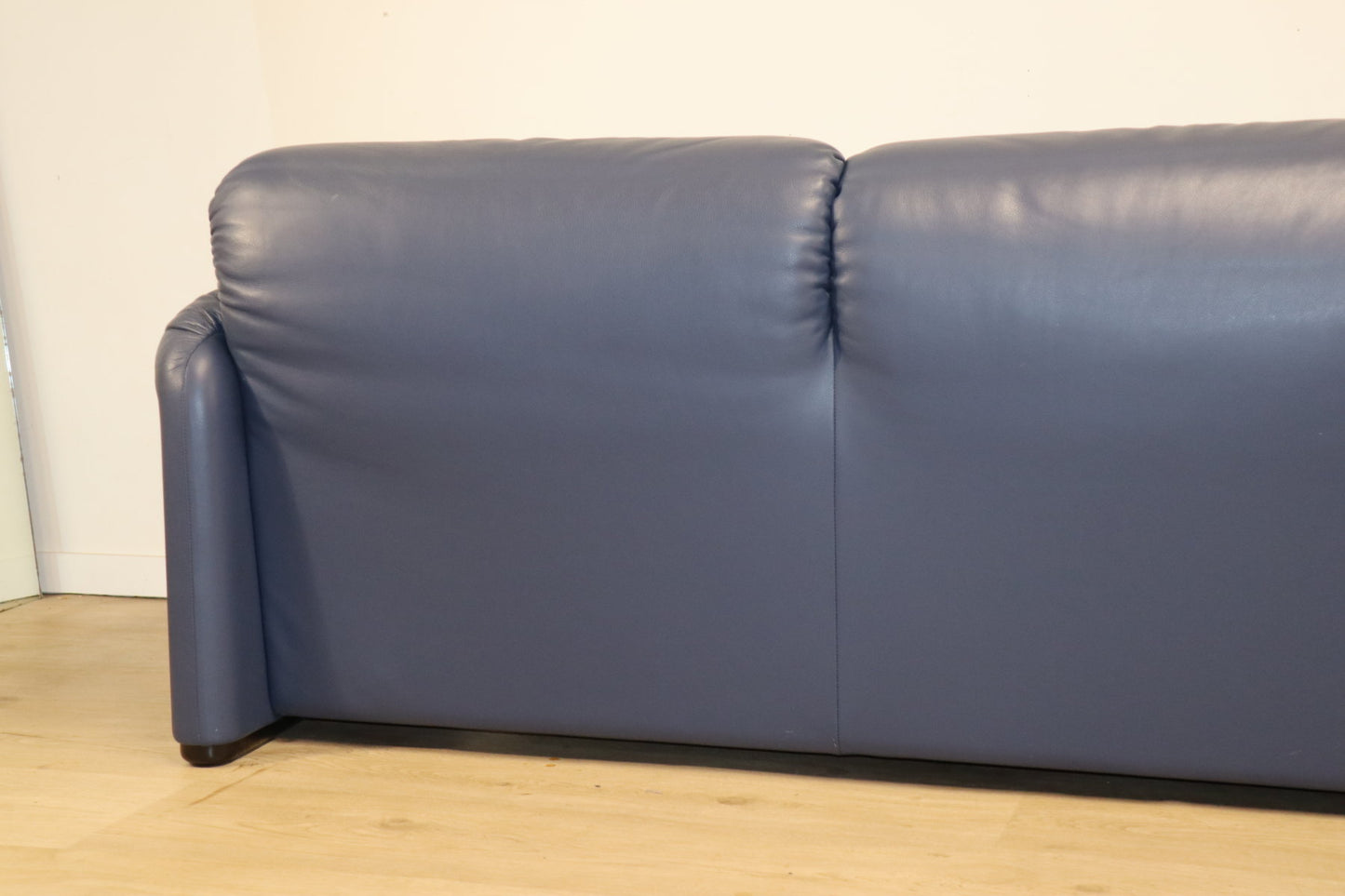 Canapé Maralunga 3 places cuir par Vico Magistretti pour Cassina