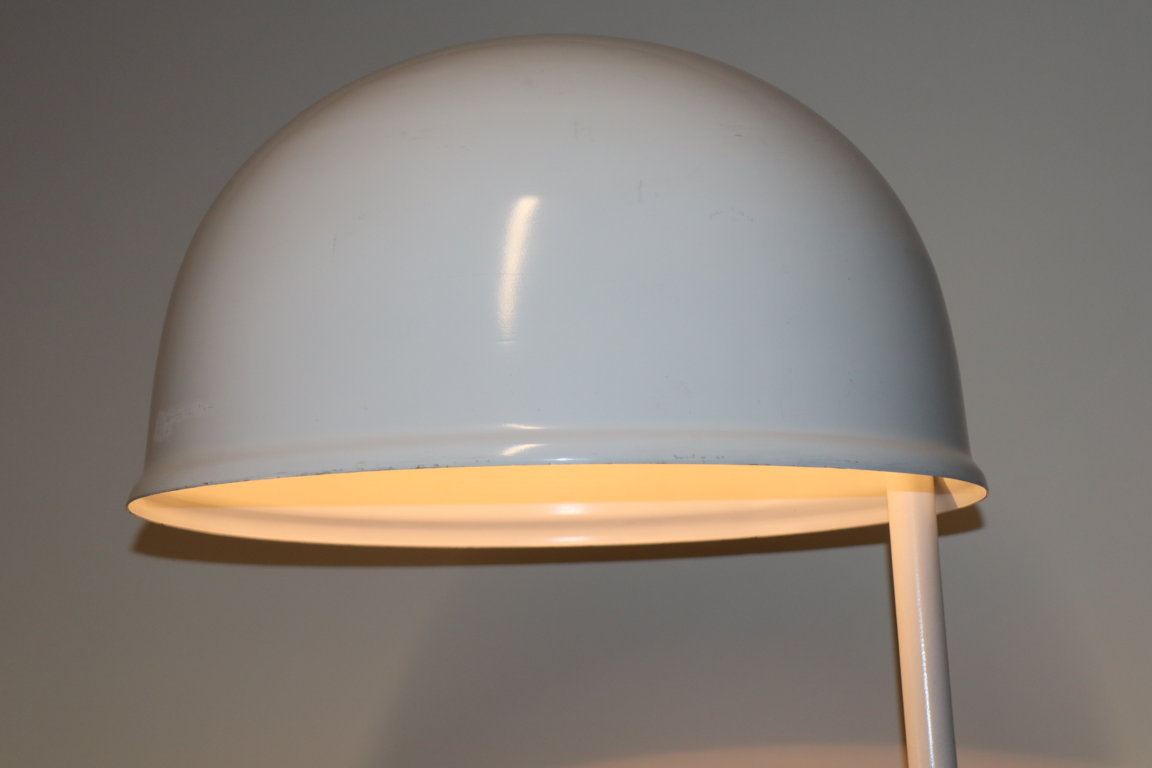 Lampadaire vintage en métal laqué blanc, 1970