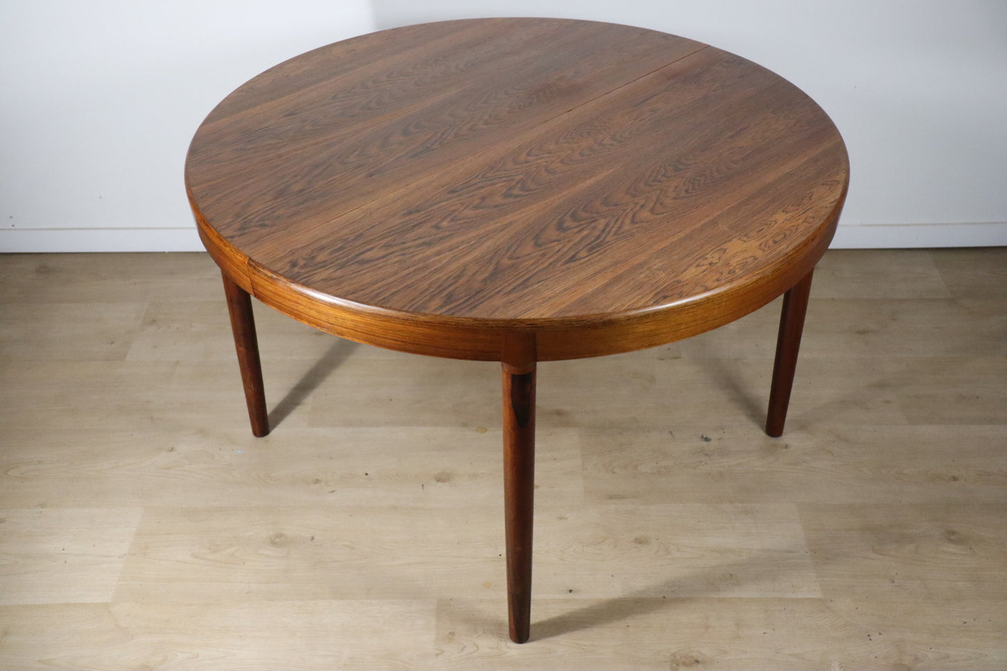 Table extensible Danoise par Harry Ostergaard en palissandre, 1960