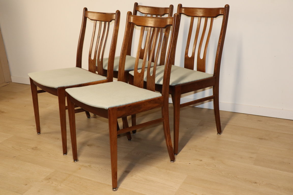 Série de 4 chaises scandinave en palissandre, 1960