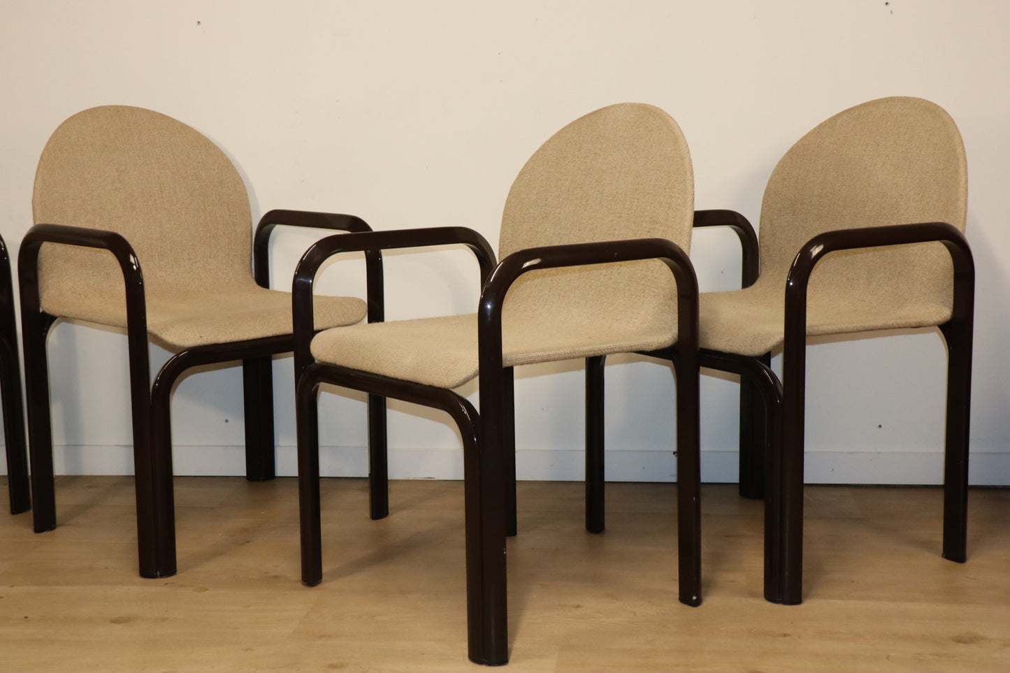 Ensemble de 4 chaises par Gae Aulenti pour Knoll