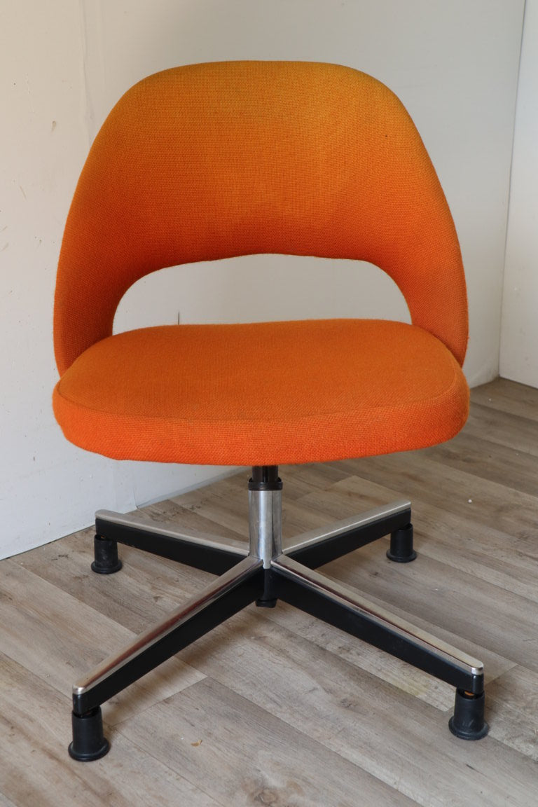 Chaise de bureau pivotante par Eero Saarinen pour Knoll, 1960