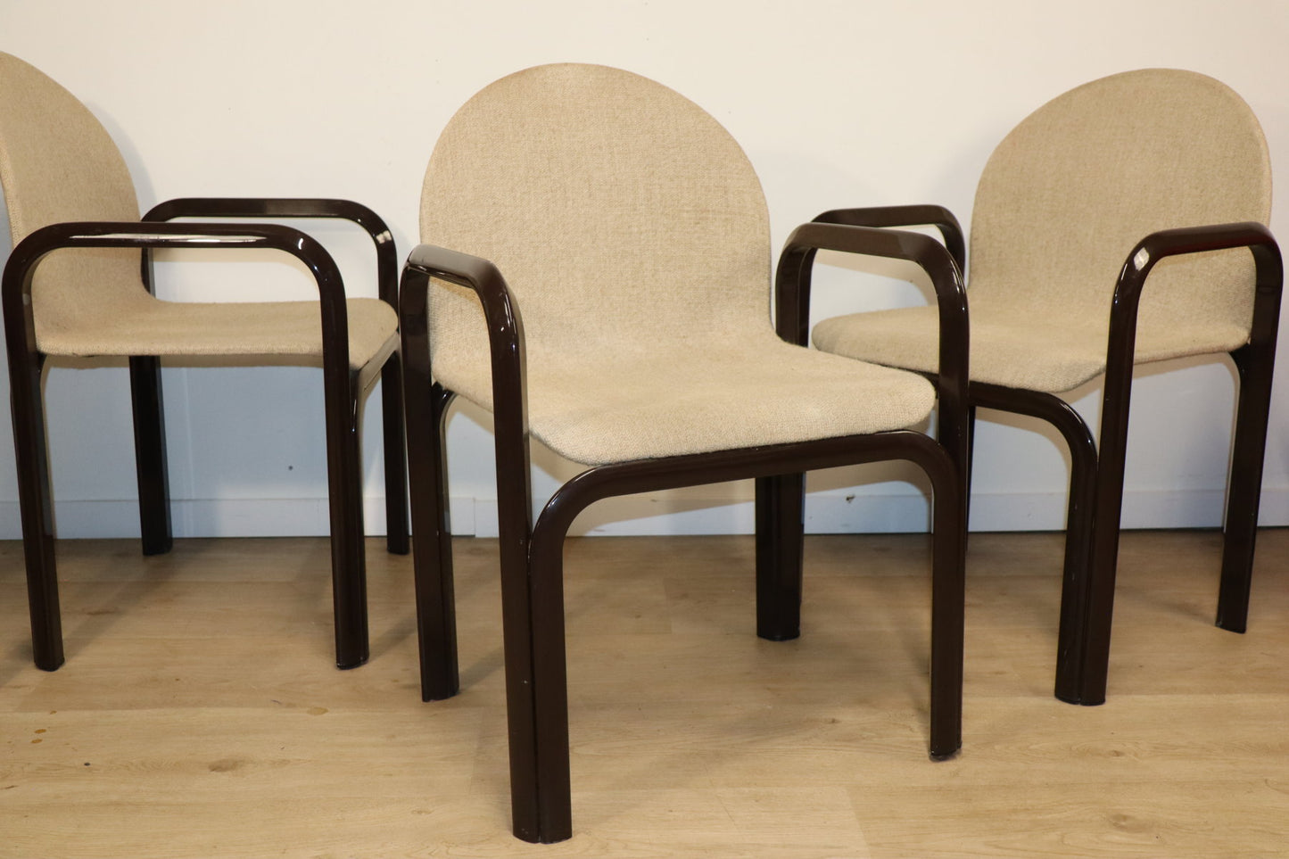 Ensemble de 4 chaises par Gae Aulenti pour Knoll