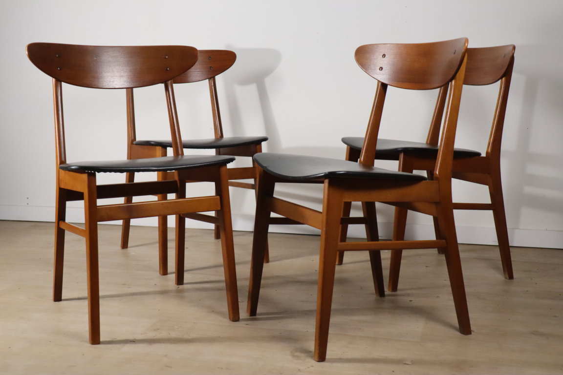 Série de 4 chaises danoise scandinave en teck, 1960
