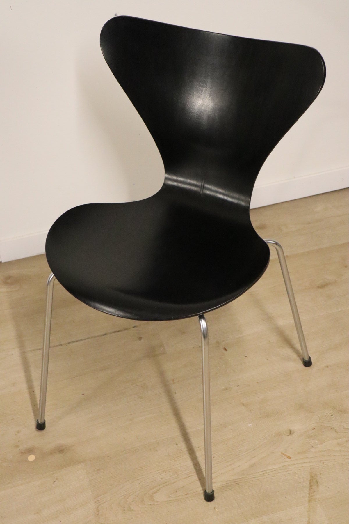 Chaises Série 7 Arne Jacobsen édition Fritz Hansen, 1955