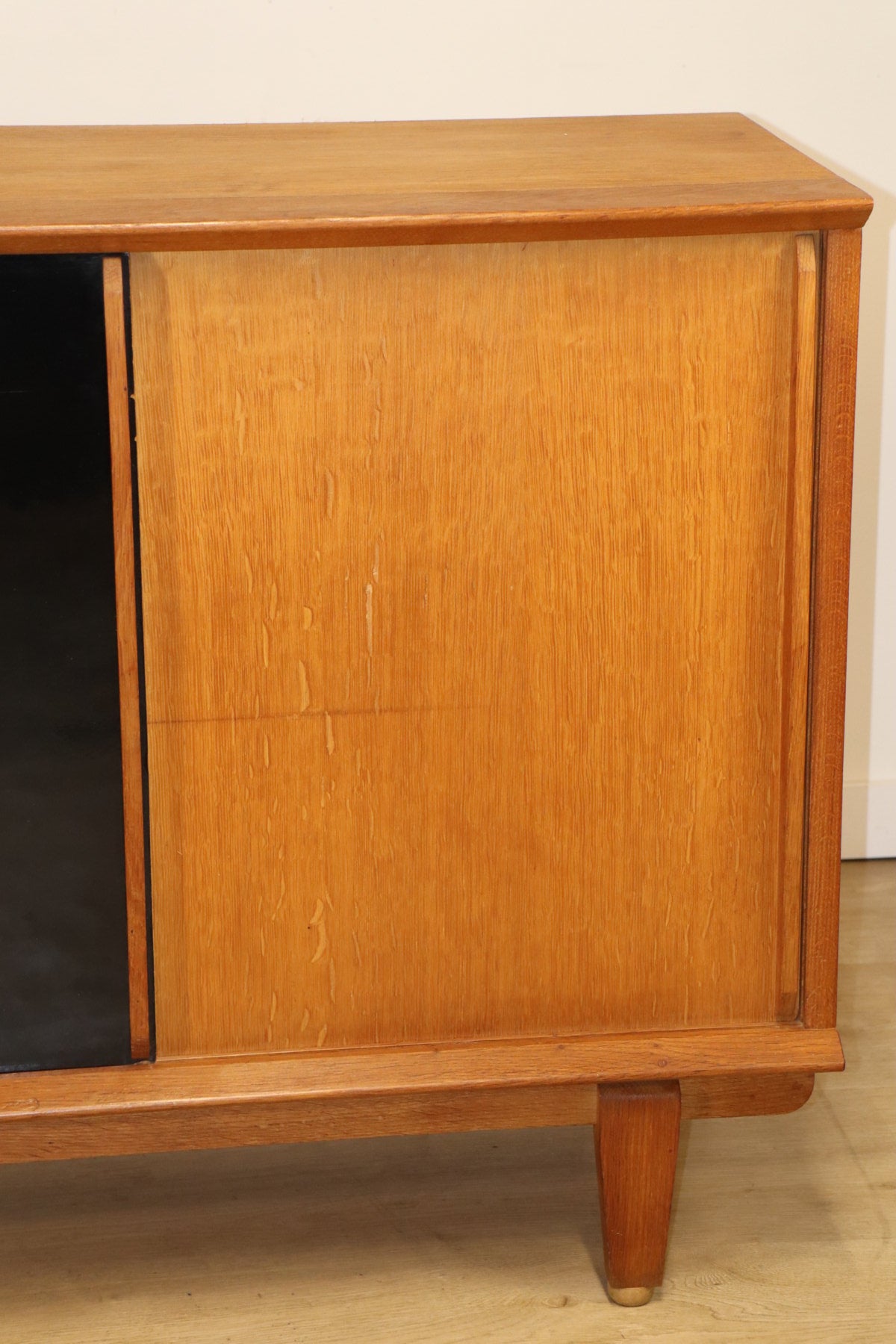 Meuble d'appoint vintage à portes coulissantes, 1960