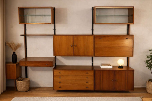 Bibliothèque murale modulable en teck et laiton – années 60