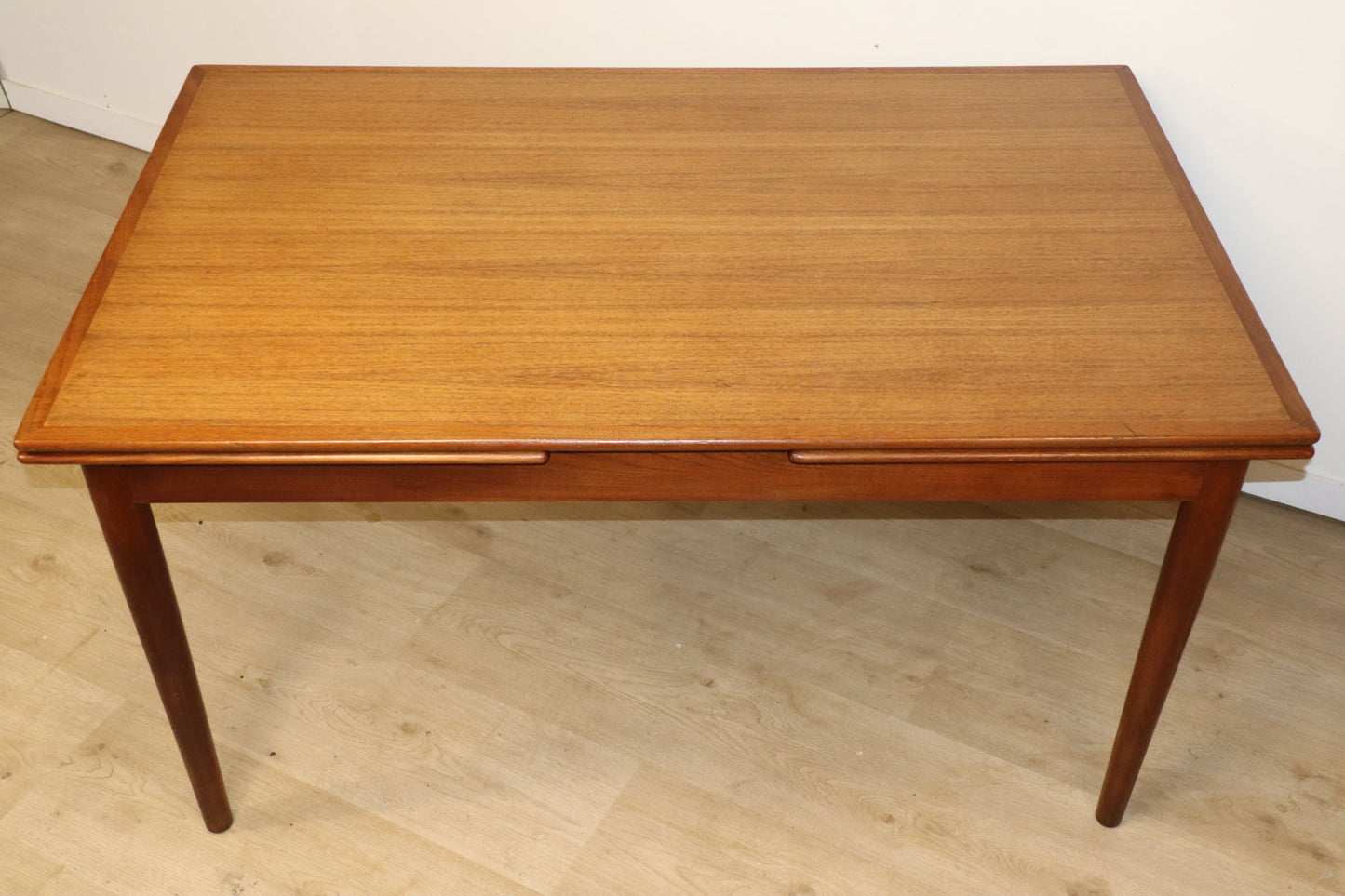 Table de repas extensible scandinave danoise en teck, 1960