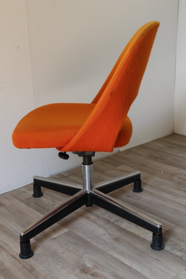 Chaise de bureau pivotante par Eero Saarinen pour Knoll, 1960