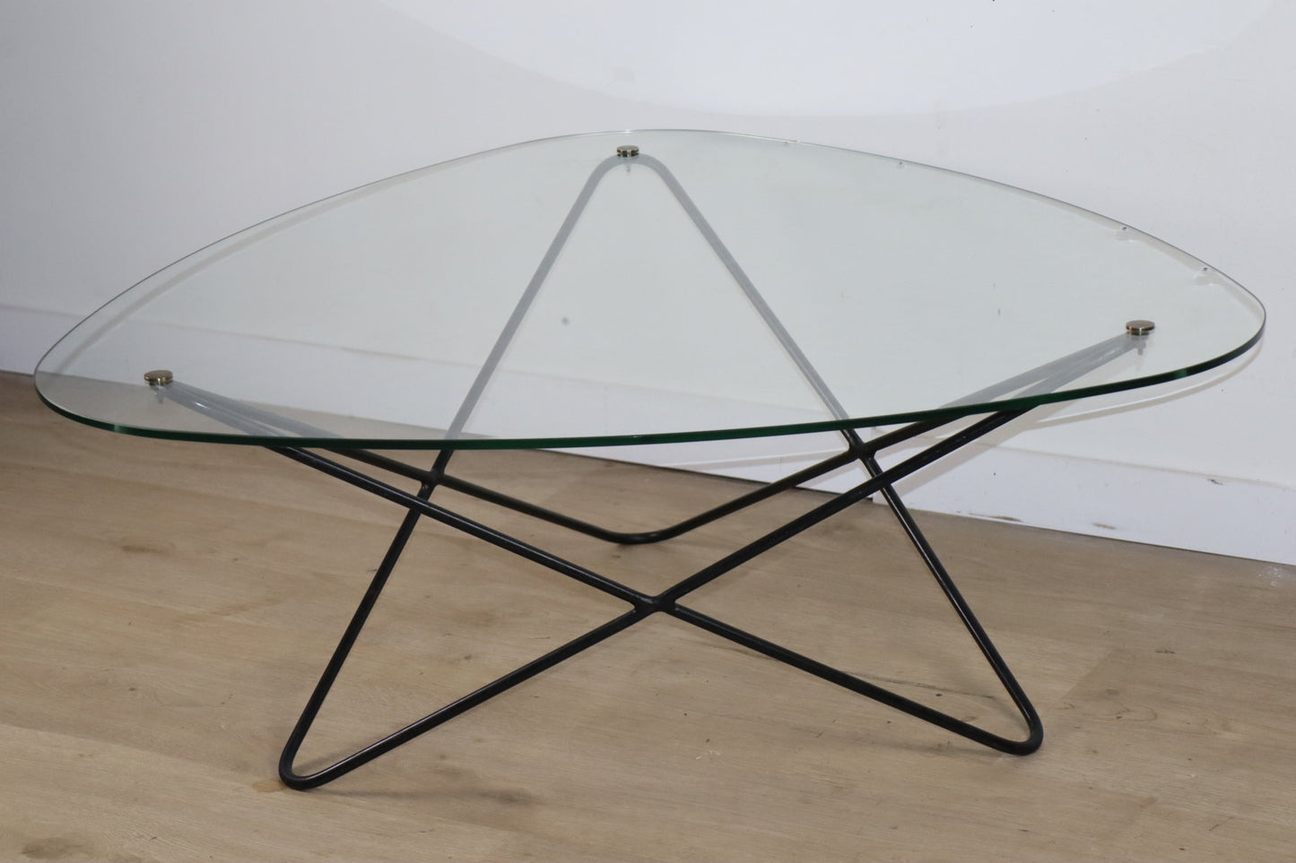 Table basse “Jasmin” par Florent Lasbleiz – édition Airborne, années 50