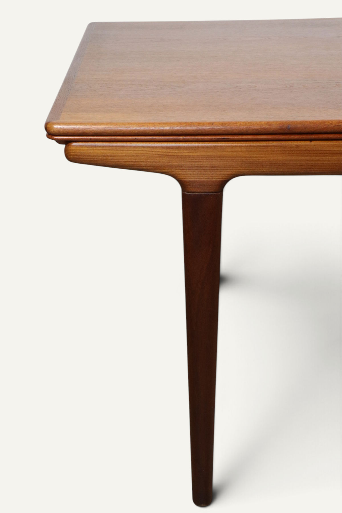 Table de repas scandinave extensible de Johannes Andersen en teck - 1960