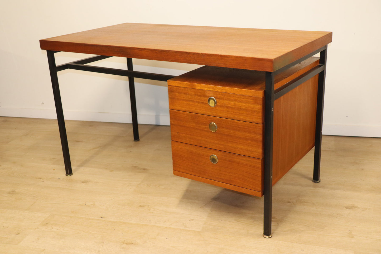 Bureau vintage en teck & métal – années 60