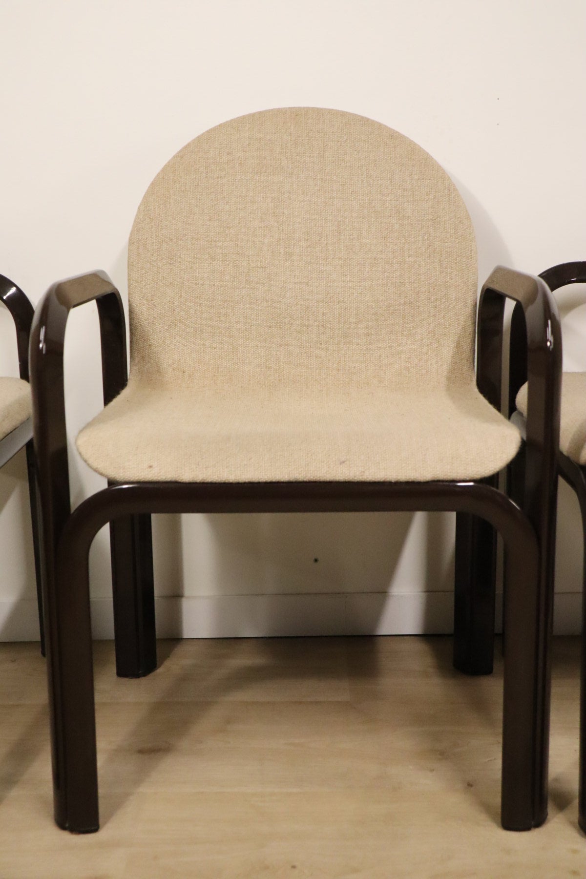 Ensemble de 4 chaises par Gae Aulenti pour Knoll