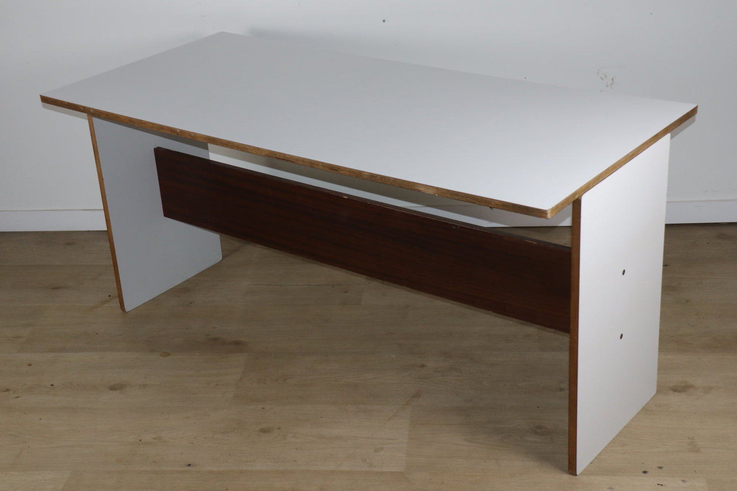 Table basse évolutive Pierre Guariche – La Plagne – Années 70