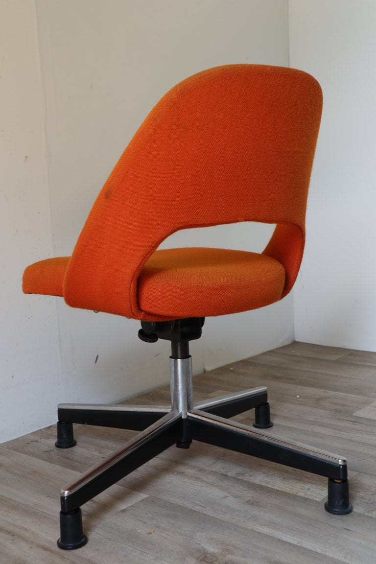 Chaise de bureau pivotante par Eero Saarinen pour Knoll, 1960