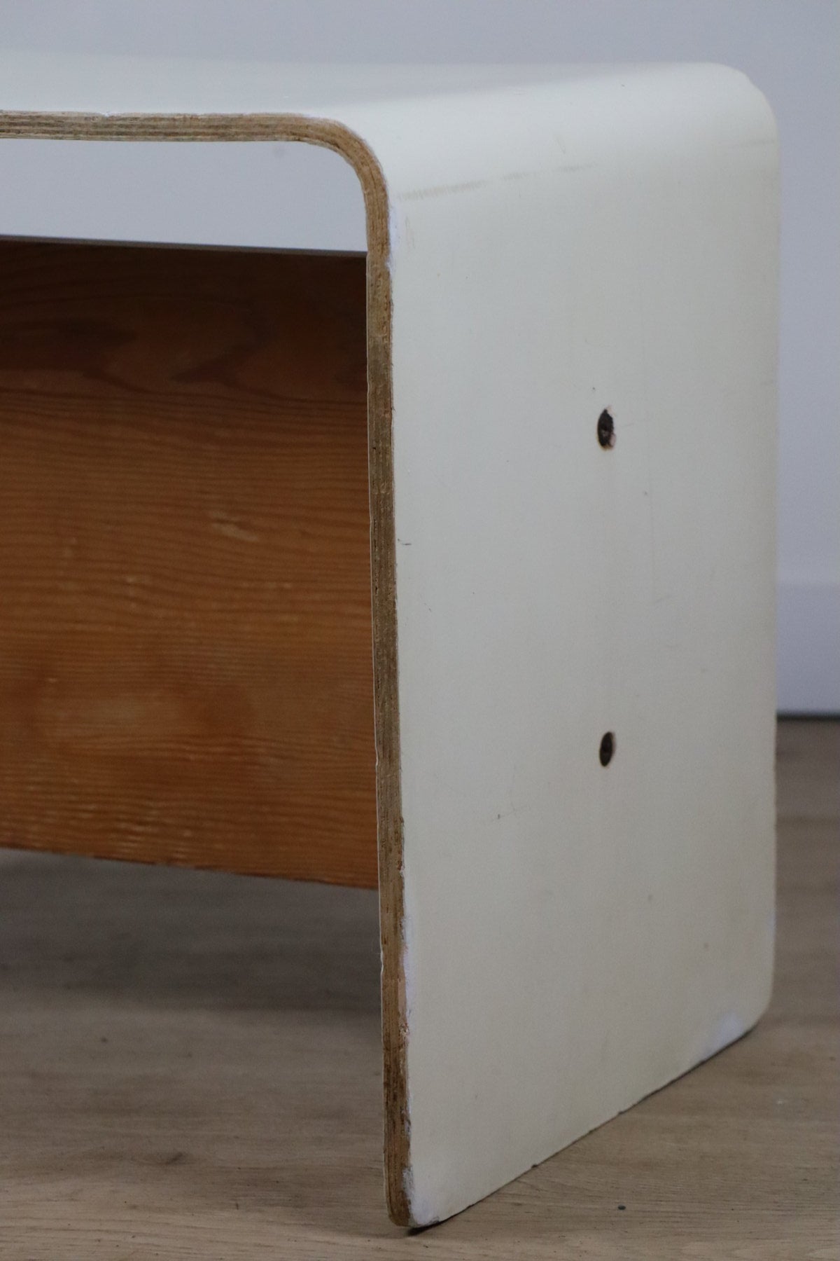 Table de chevet Pierre Guariche édition Negroni vers 1970