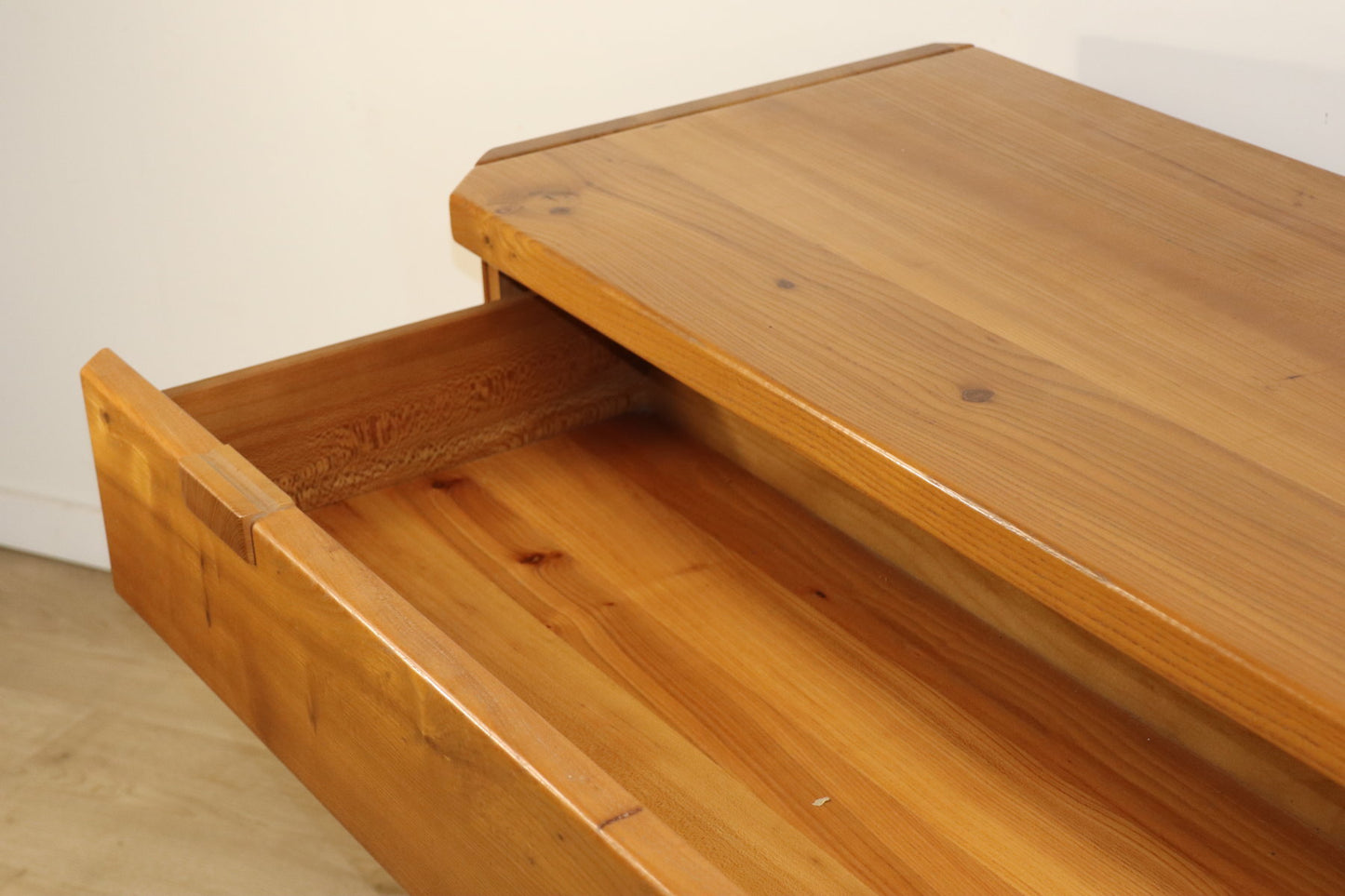 Commode vintage en orme massif, 1970